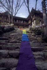 Aufstieg zum Kloster Sangwonsa, Republik Korea, 26. Oktober 2001