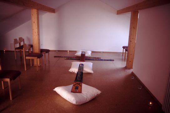Raum der Stille im Ökumenischen Bildungszentrum sanctclara Mannheim, November - Dezember 2006